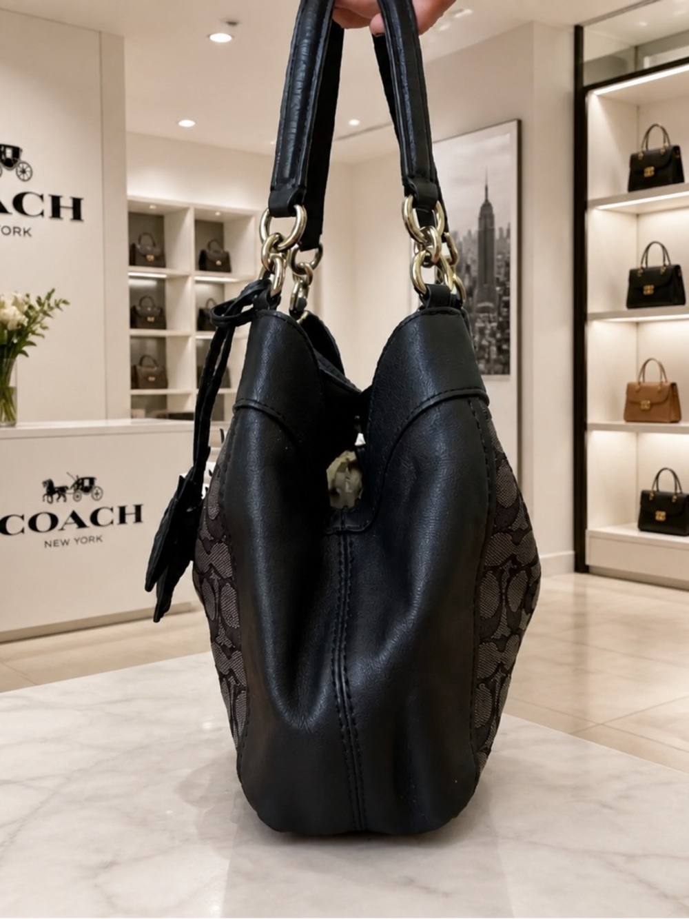 Coach Black Signature Canvas and Leather Hobo Shoulder Bag - Picture 4 of 15